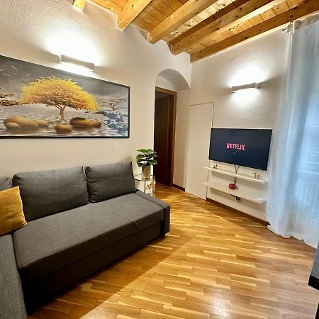 Stella Apartment Center Bergamo Buitenkant foto